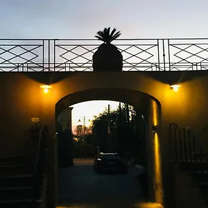  Bed & Breakfast L' Orangerie