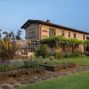 Olimagio Farm With Animals And 25m Pool, At Cycling Distance Landhuis