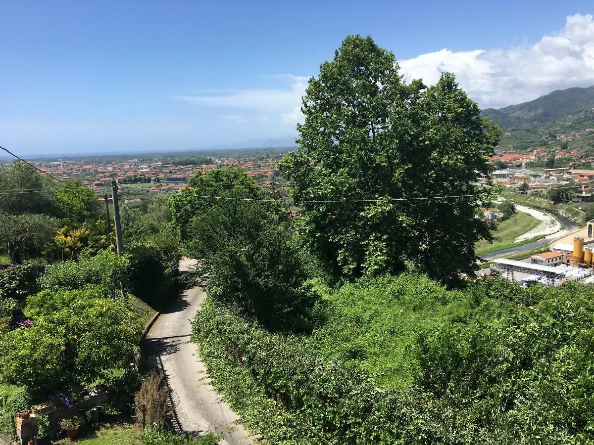 Pietrasanta Hotel