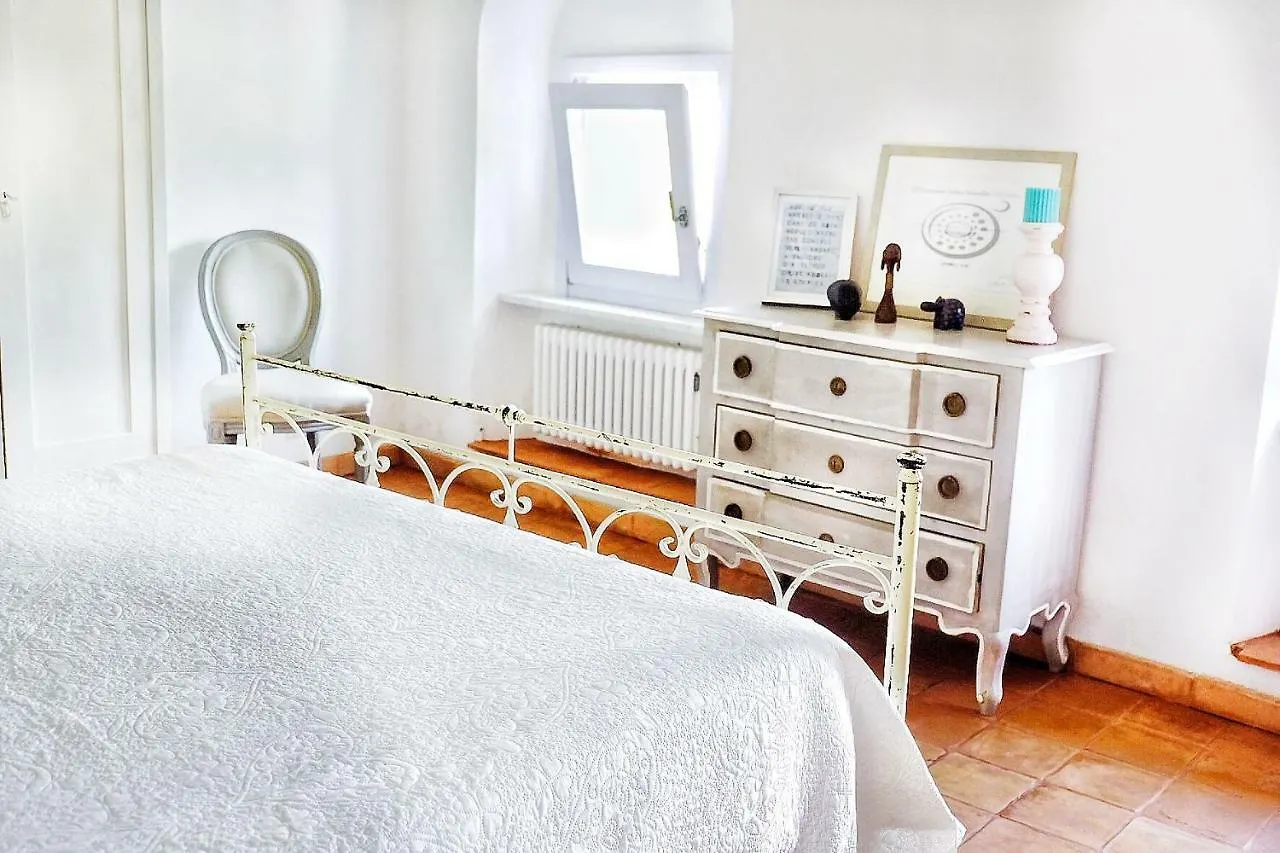 Pietrasanta Hotel 0*,